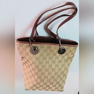 Gucci Large Signature Tote Bucket Bag Brn/Burgundy, Leather/Canvas, GG,PREOWNED